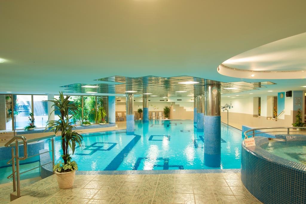 Sport-V-Hotel Hrotovice Luaran gambar