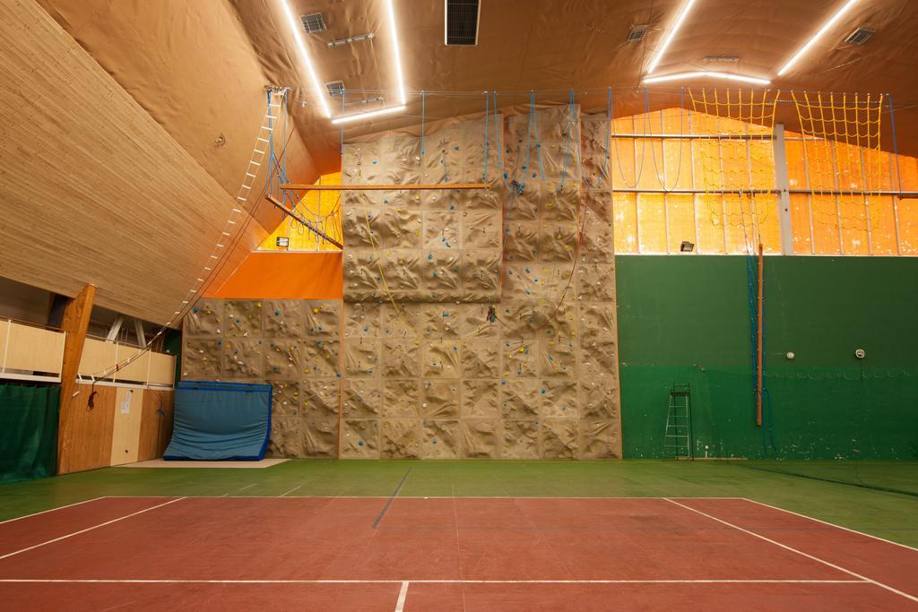 Sport-V-Hotel Hrotovice Luaran gambar