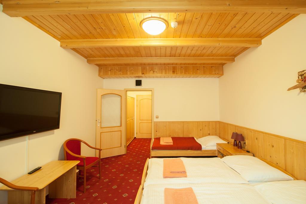 Sport-V-Hotel Hrotovice Bilik gambar