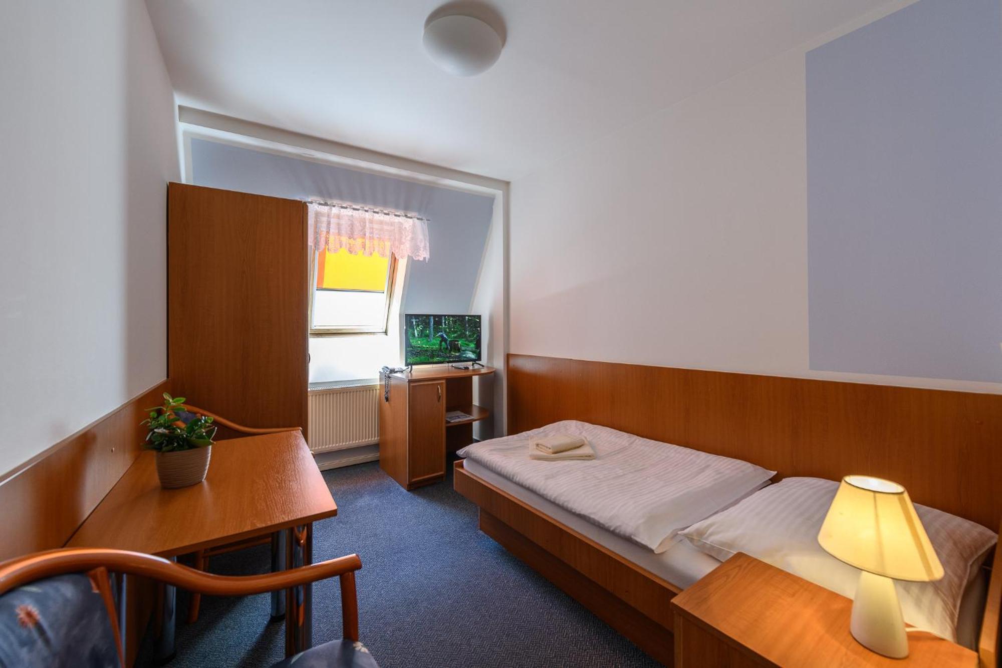 Sport-V-Hotel Hrotovice Luaran gambar