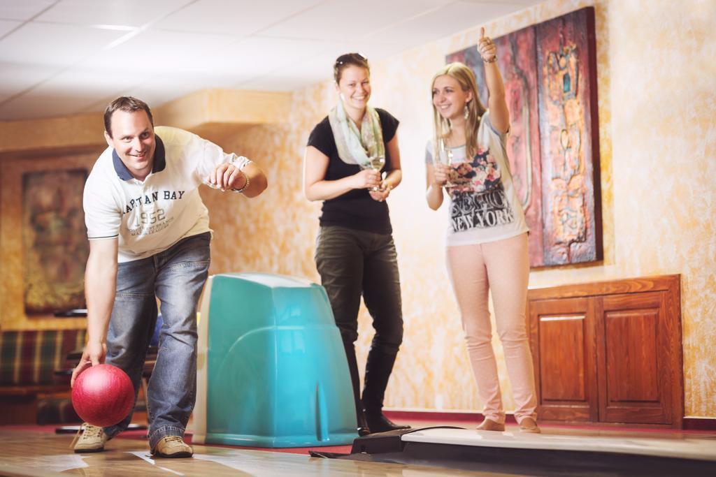 Sport-V-Hotel Hrotovice Luaran gambar