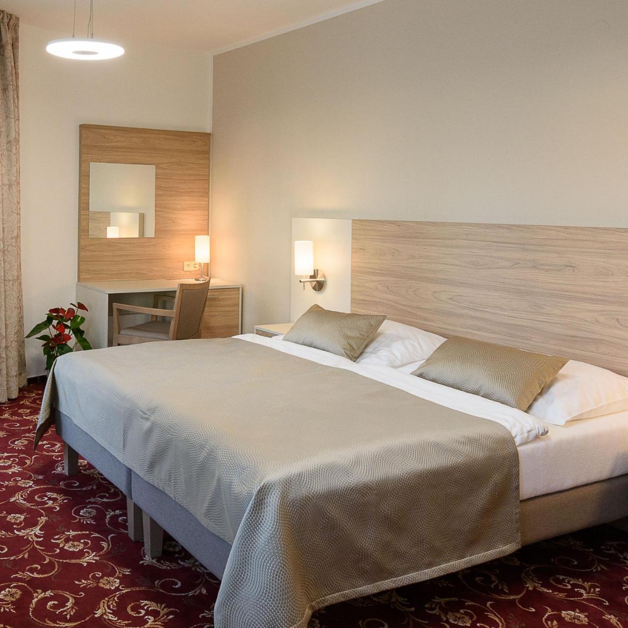 Sport-V-Hotel Hrotovice Luaran gambar
